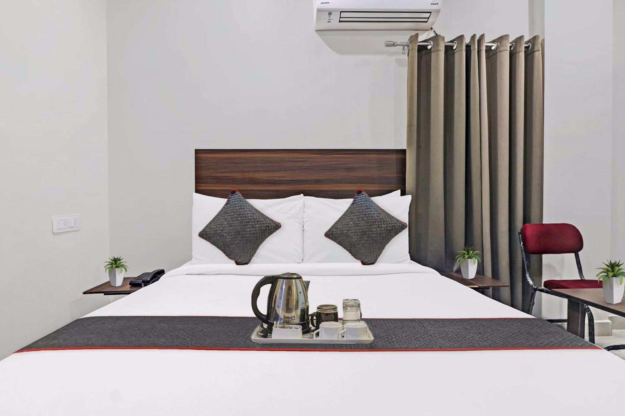 Collection O White House Near Kims Kondapur Hotell Kondapur  Eksteriør bilde