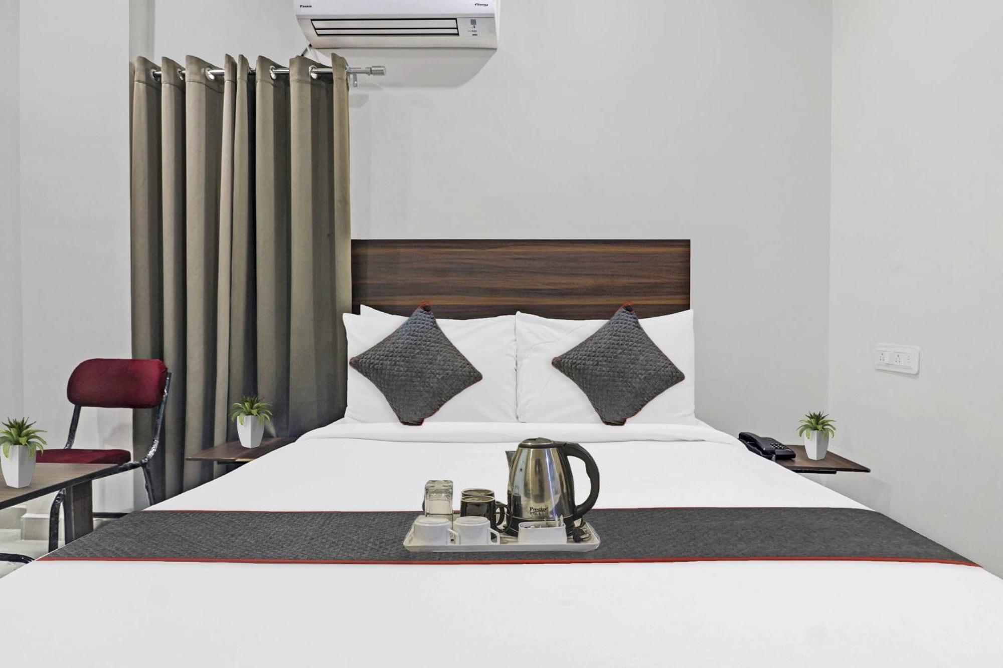 Collection O White House Near Kims Kondapur Hotell Kondapur  Eksteriør bilde