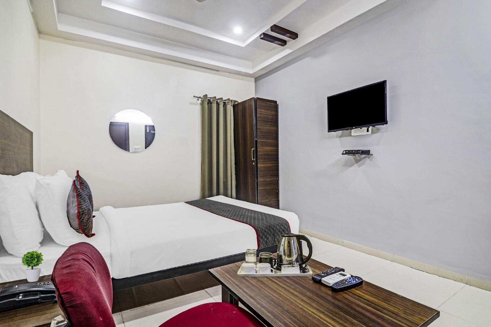 Collection O White House Near Kims Kondapur Hotell Kondapur  Eksteriør bilde
