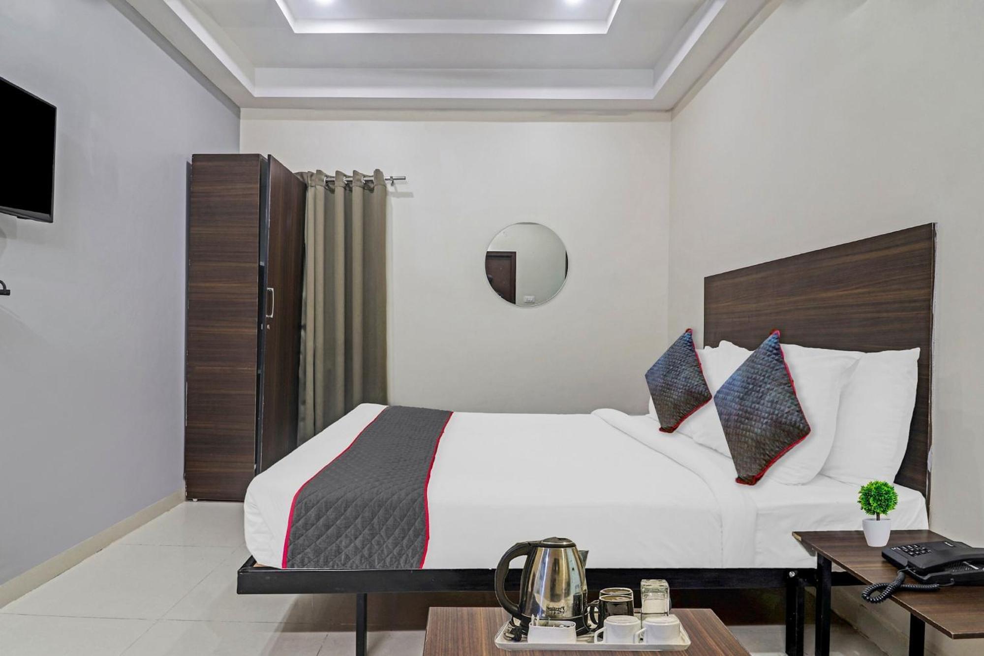 Collection O White House Near Kims Kondapur Hotell Kondapur  Eksteriør bilde